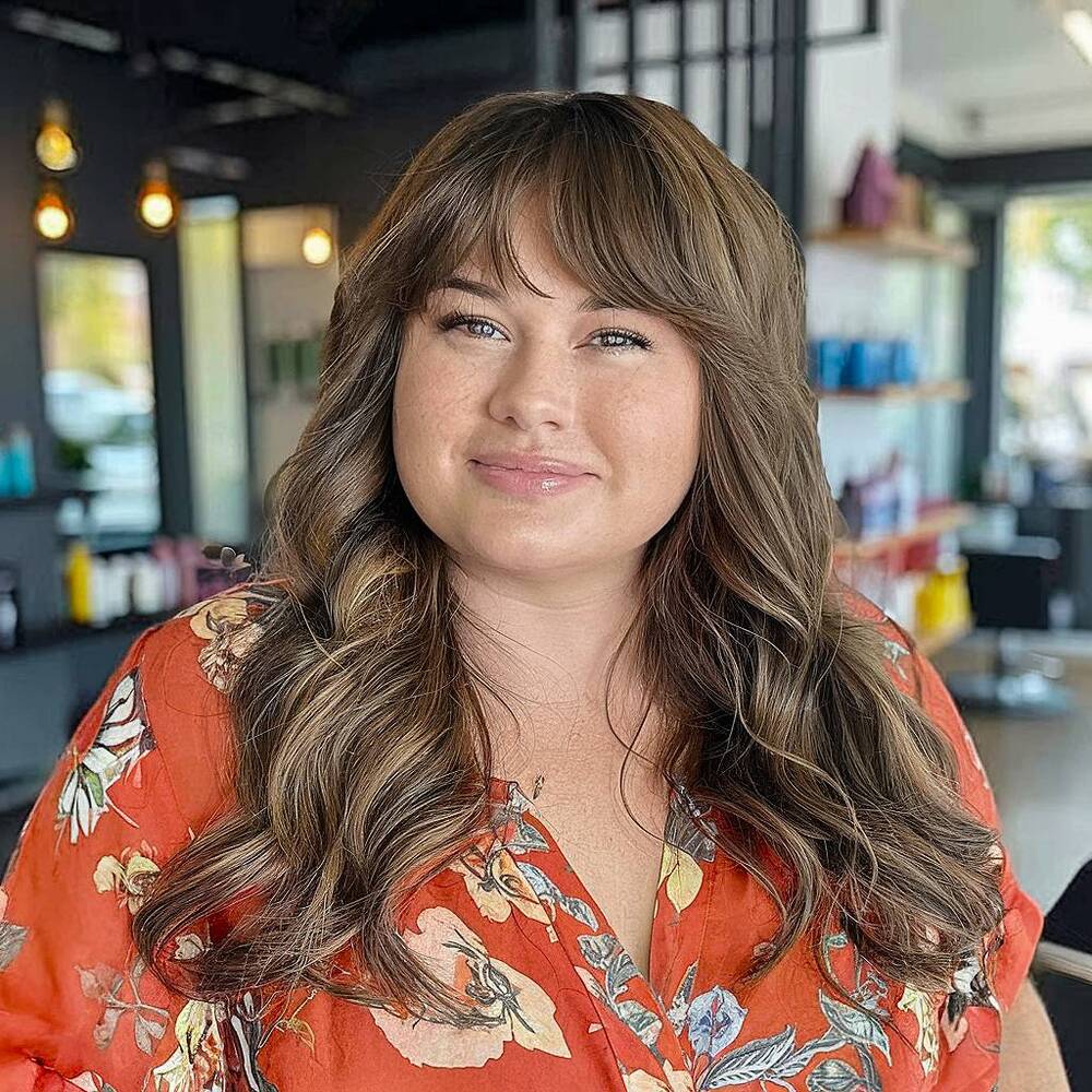 Best Wavy Haircuts with Bangs for Round Faces in 2026