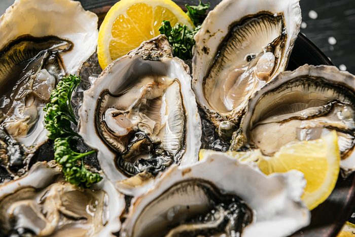 Dining Etiquette: Foods You Can (and Should!) Eat With Your Hands