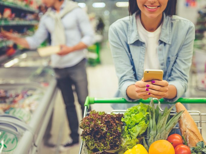 Healthy Grocery Shopping: Save Money & Eat Well | Expert Tips