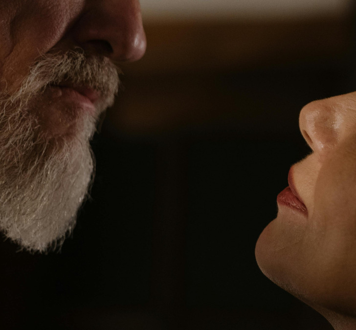 Unsung Love: Heartwarming Stories of Quiet Enduring Couples