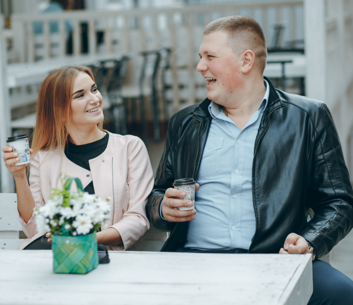 Inspiring Real-Life Love Stories: 17 Couples Who Defy Rom-Com Tropes