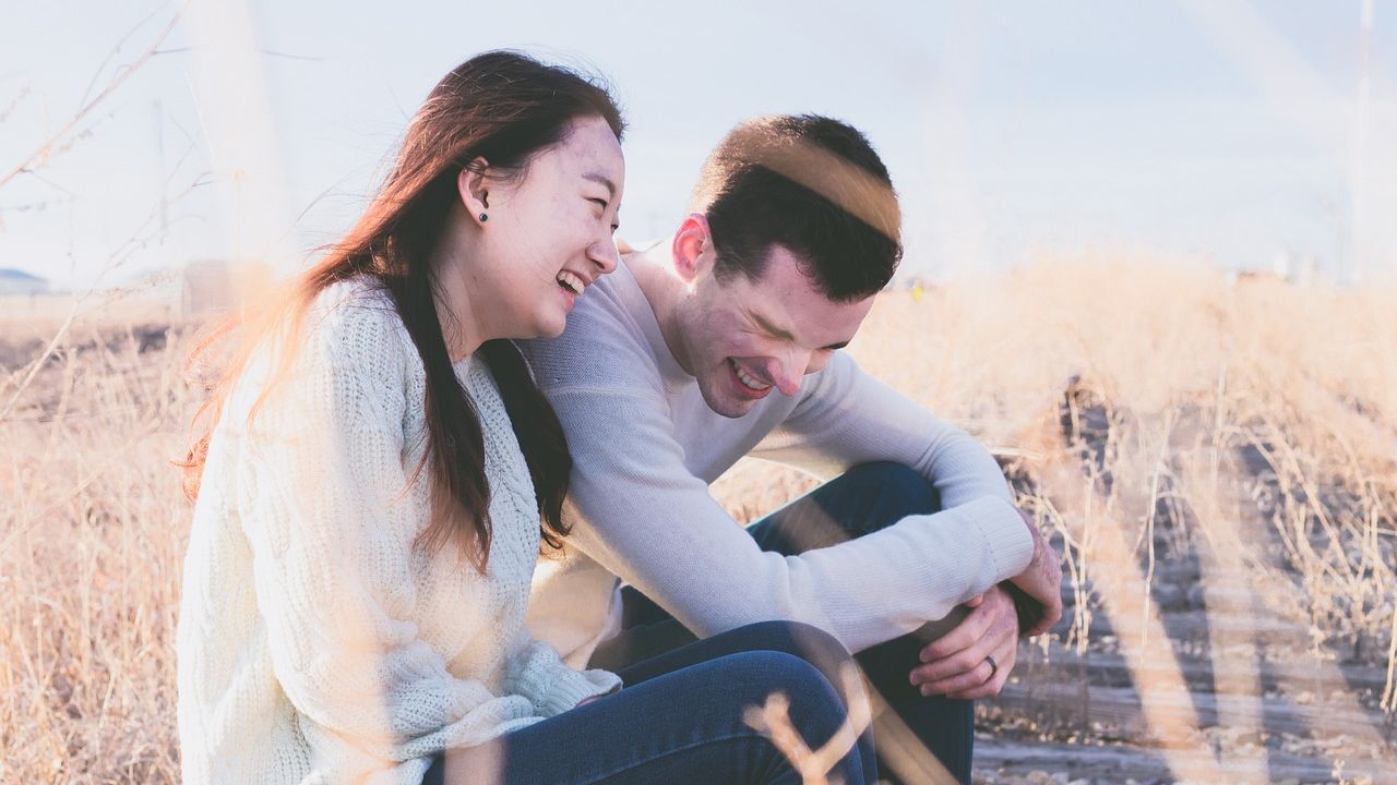 180 Funny Jokes to Charm Your Crush & Build Connection