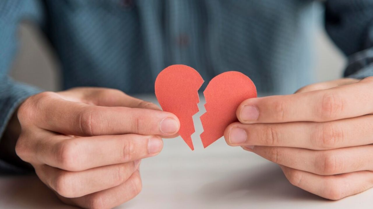 Decoding Your Ex s Signals: 18 Signs They Might Still Have Feelings