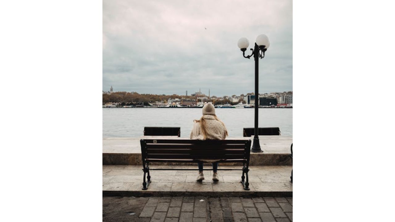 Understanding Why Your Ex Is Texting: 20 Possible Reasons