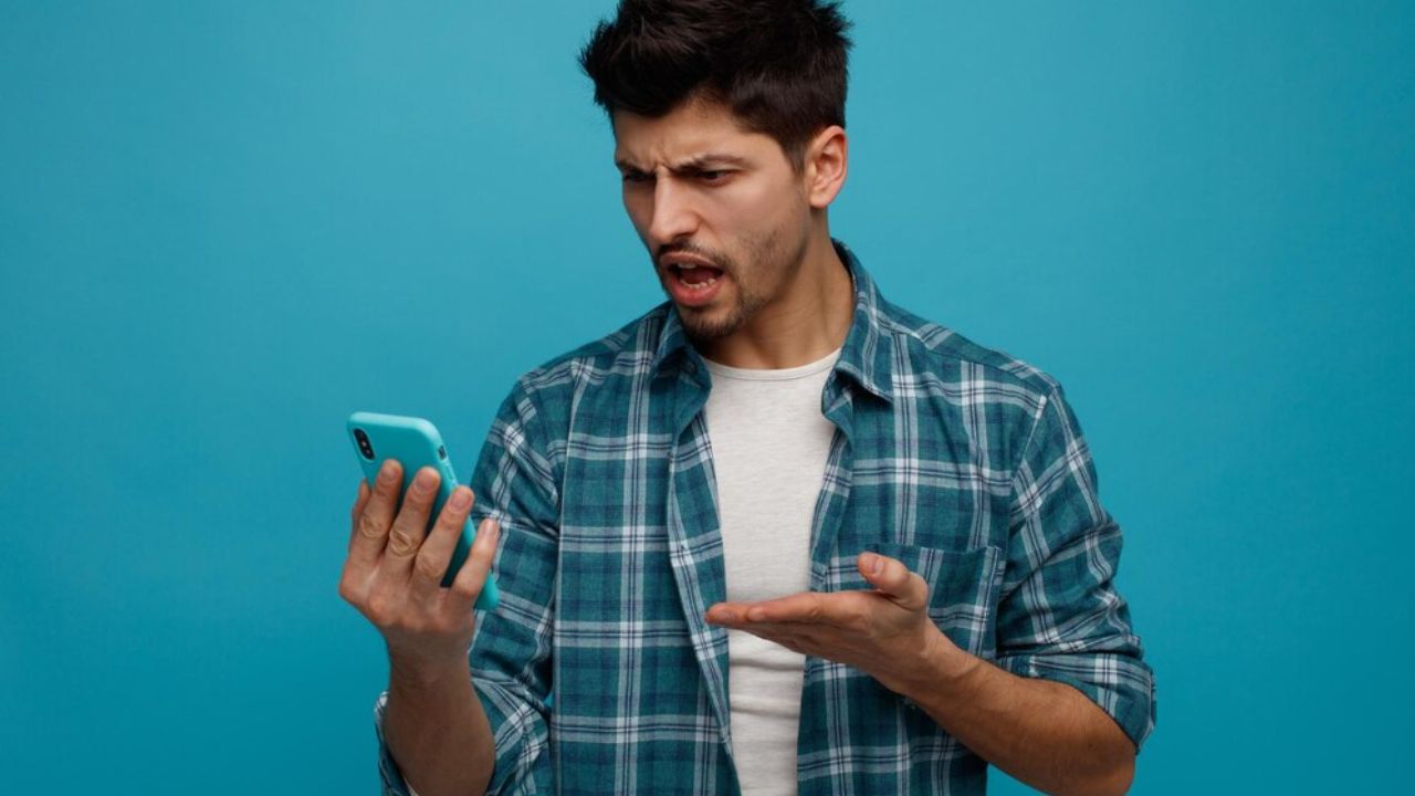 Understanding Why Your Ex Is Texting: 20 Possible Reasons