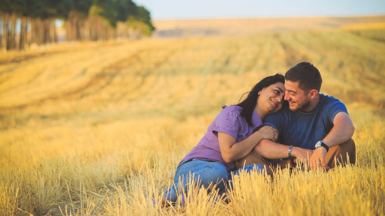 16 Romantic Ways to Rekindle Passion & Connection in Your Marriage