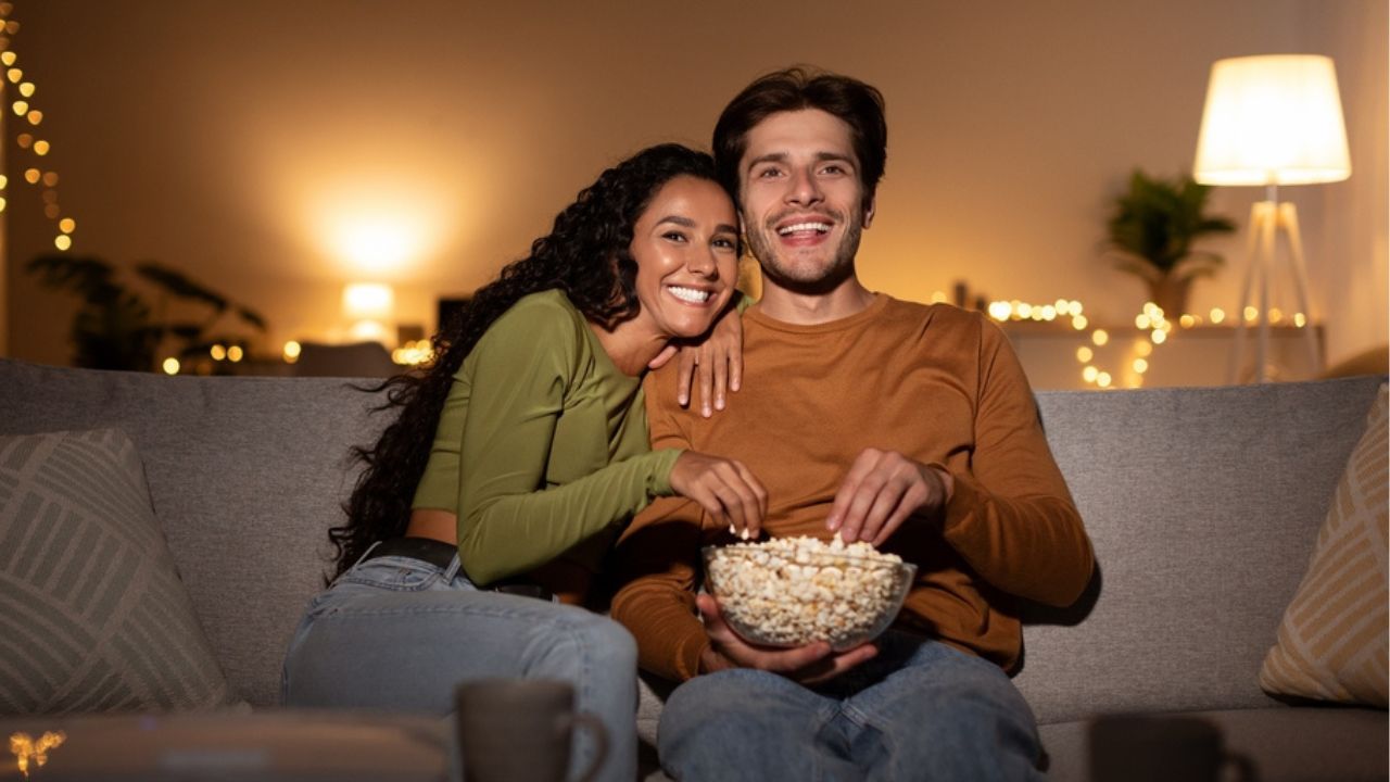 Introvert Date Ideas: 13 Relaxing & Meaningful Activities