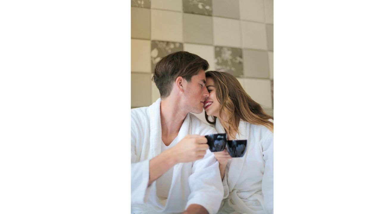 The Psychology of Absence: Why Missing Someone Strengthens Bonds