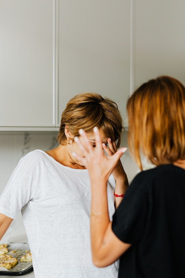Recognizing Undermining Behavior: 31 Signs of a Friendship That Doesn t Value You