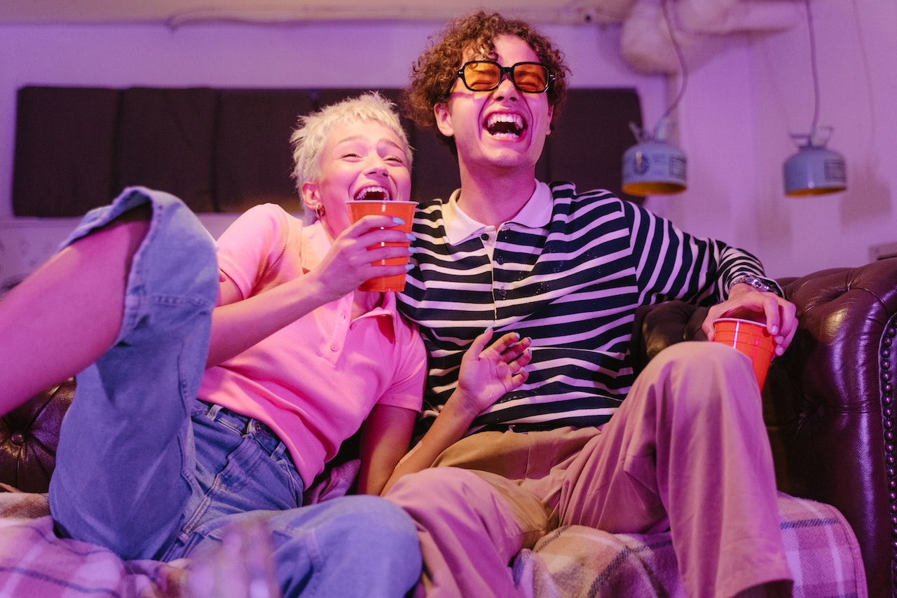 151 Marriage Jokes: Boost Connection & Laughter in Your Relationship