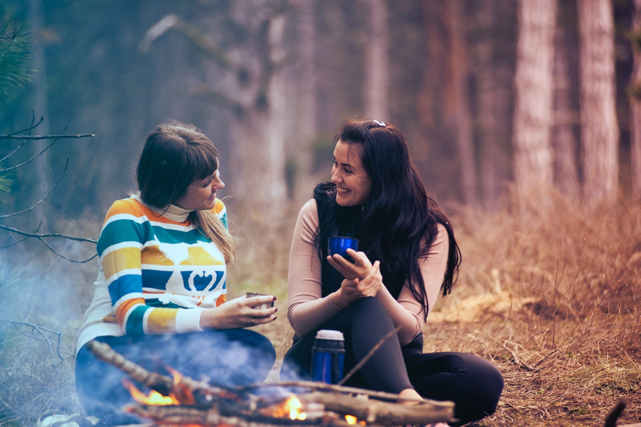 Spark Meaningful Conversations: 150 Engaging Questions for Friends