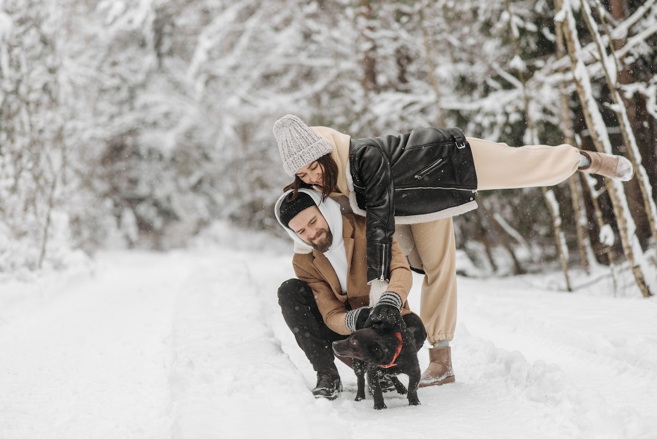 31 Clear Signs He Truly Cares About You