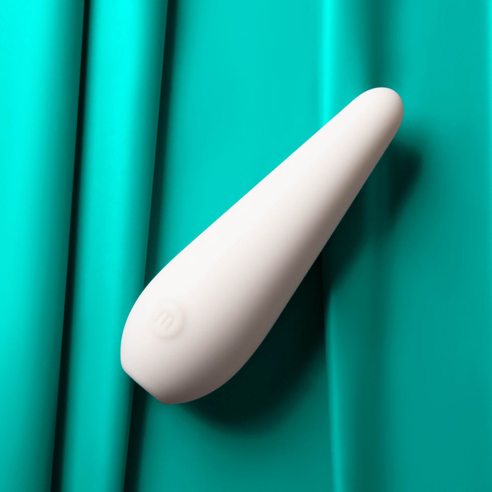 Top 10 Clitoral Vibrators 2024: Expert Reviews & Recommendations
