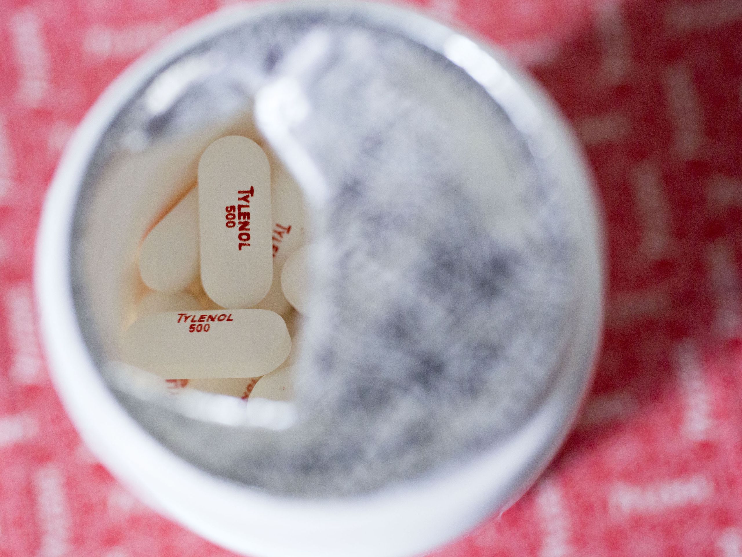 Tylenol Use During Pregnancy: Latest Research & Autism Risk