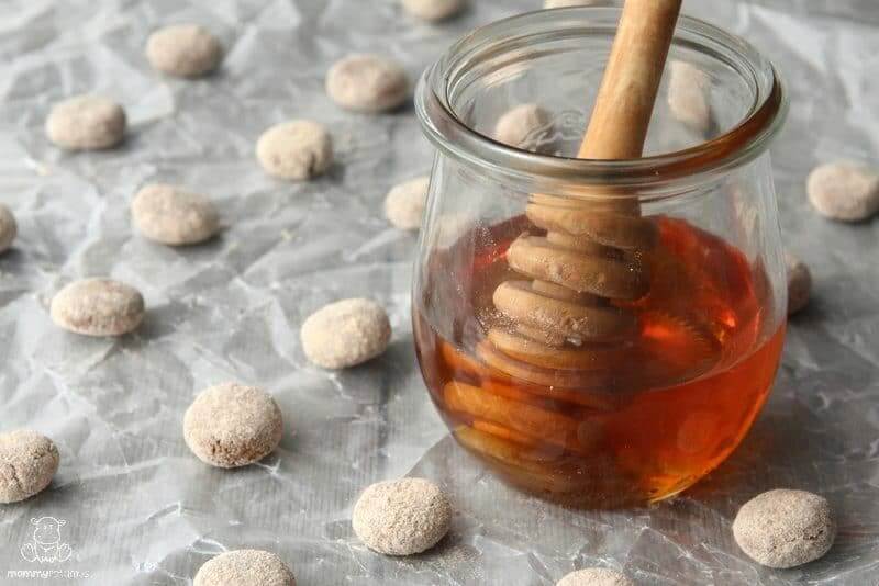 Bee Propolis: 6 Proven Benefits & DIY Tincture Recipe