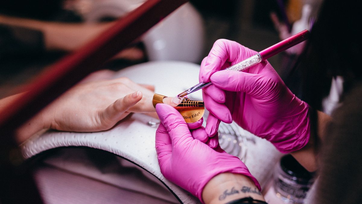 Acrylic Nails 101: First‑Timer’s Guide to Safe, Stunning Results