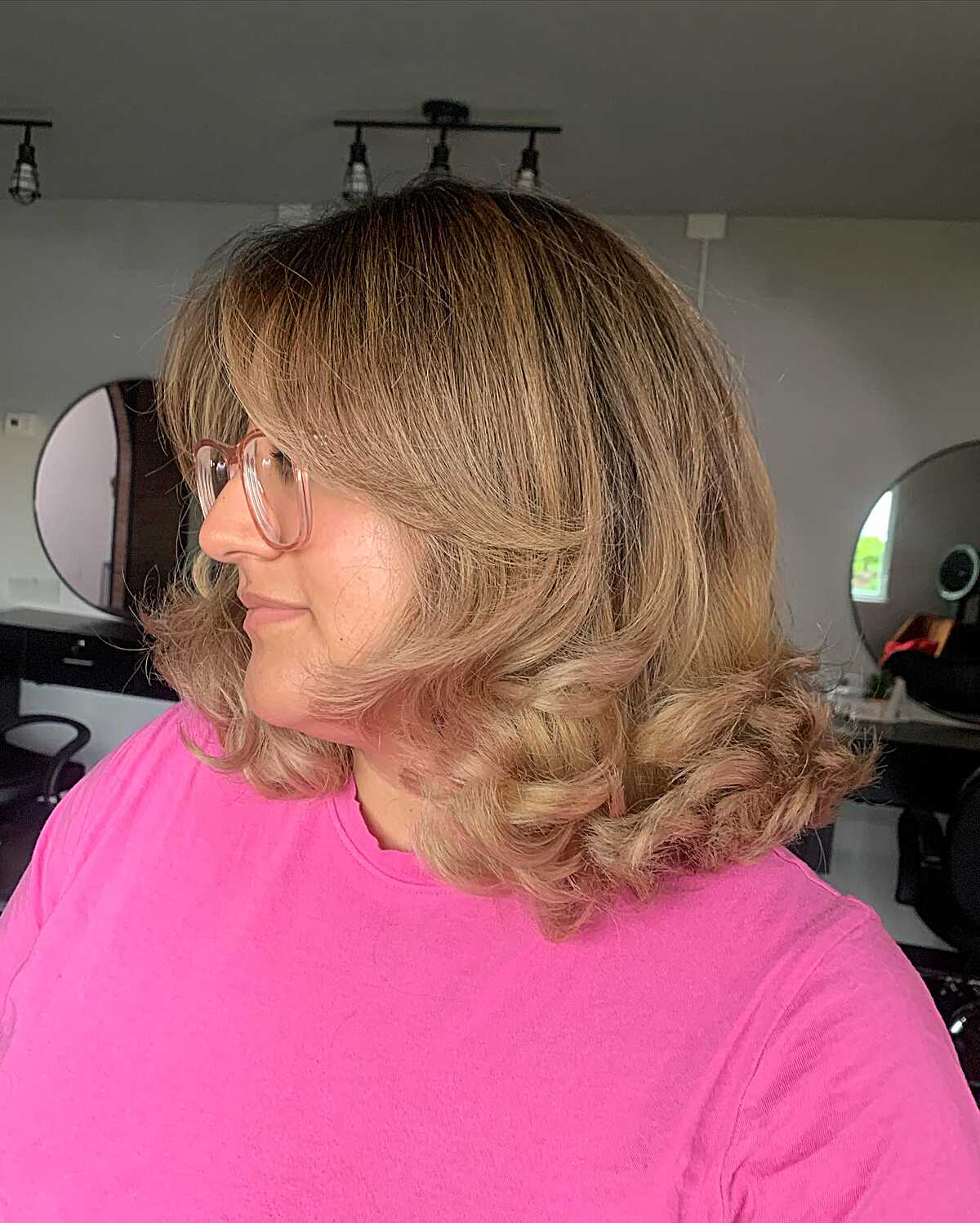 25 Expert‑Approved Mid‑Length Blowout Styles for a Salon‑Fresh Finish