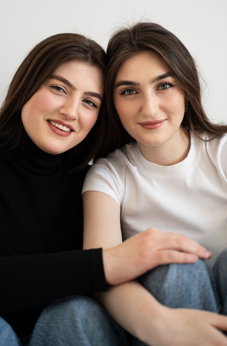 10 Heartfelt Sibling Moments That Teach Compassion and Strength