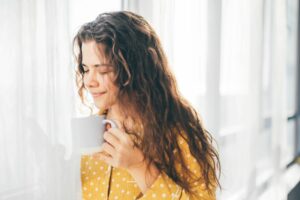 Boostez votre énergie matinale : 5 conseils d’experts pour vous sentir alerte