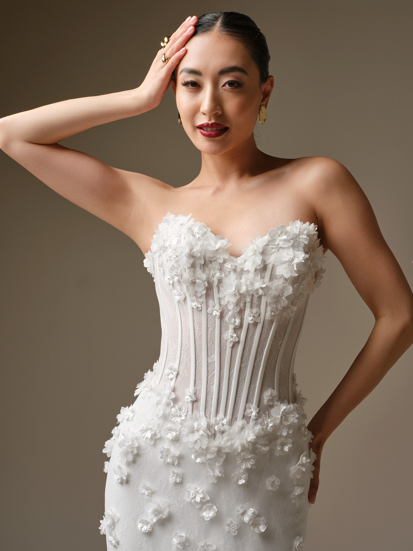 Abiti da sposa d effetto:stili unici e tendenze moderne 
