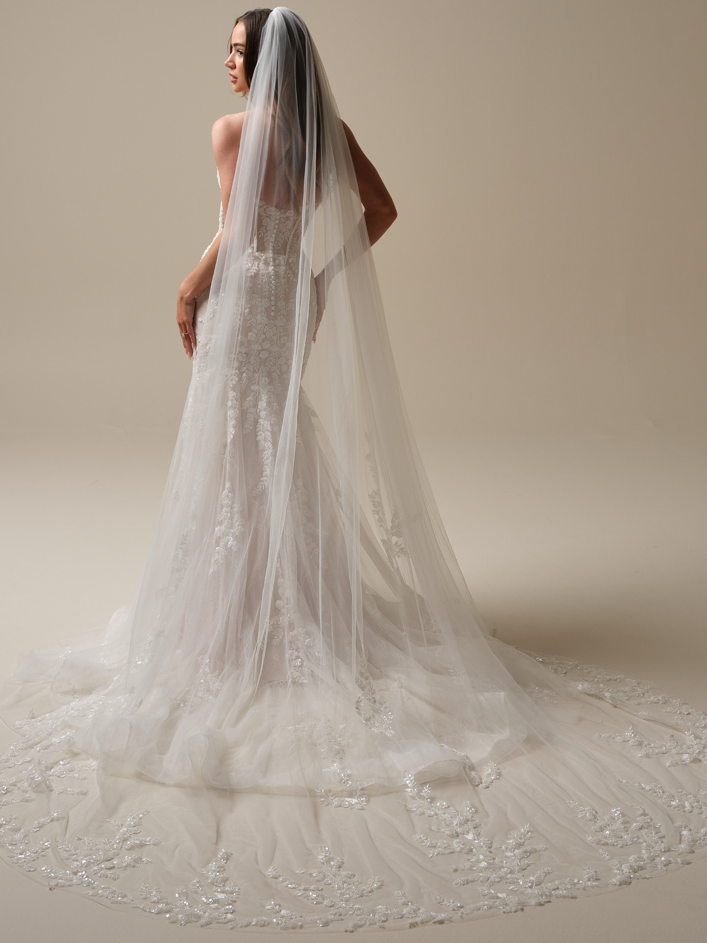 Accessori da sposa:una guida completa per completare il look del tuo matrimonio 