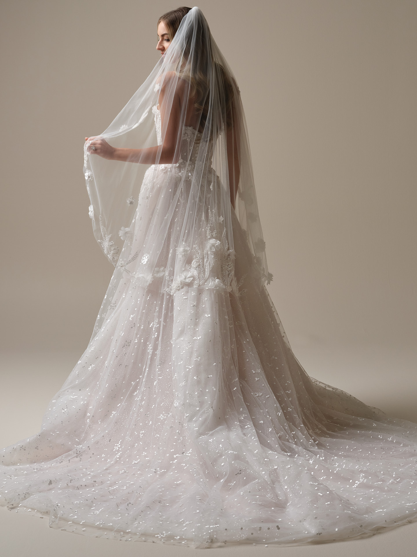 Accessori da sposa:una guida completa per completare il look del tuo matrimonio 