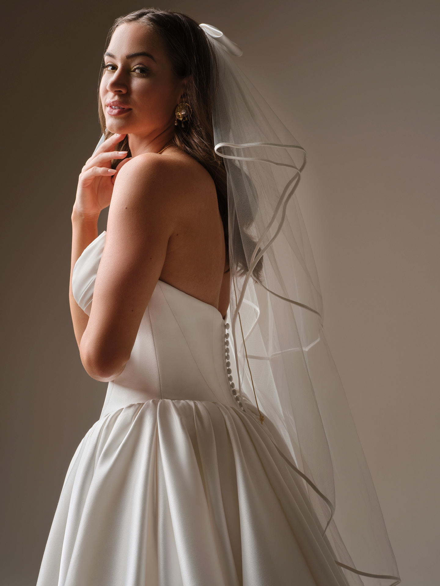 Accessori da sposa:una guida completa per completare il look del tuo matrimonio 