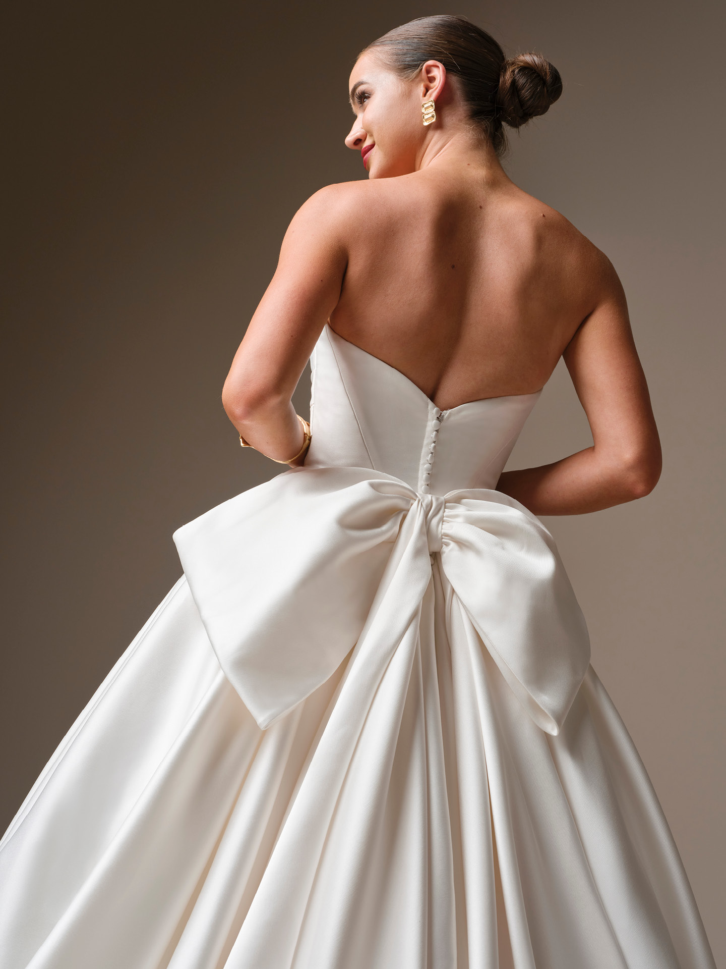 Accessori da sposa:una guida completa per completare il look del tuo matrimonio 