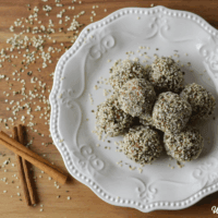 Boules de protéines adaptogènes aux épices Chai :des collations confortables et nutritives
