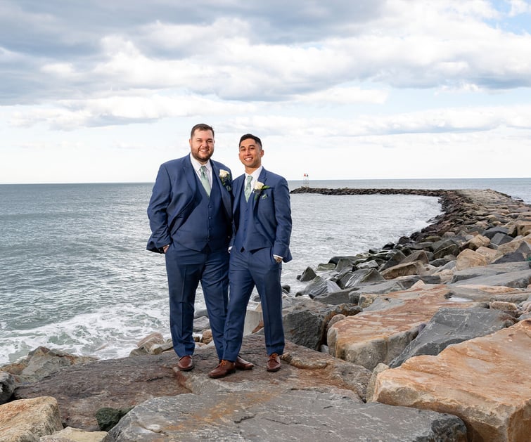 Pianificazione di matrimoni tra persone dello stesso sesso:consigli degli esperti da un coordinatore queer 