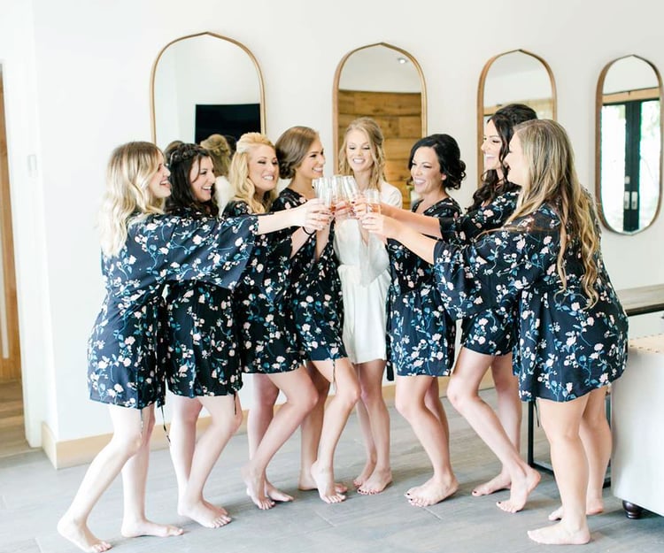 Idee uniche per addii al nubilato per la sposa sobria 