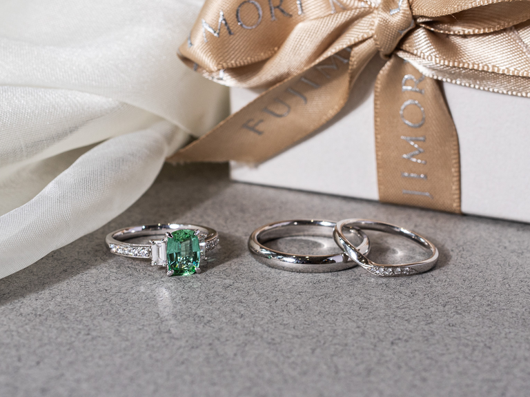 エレガントな日本製の婚約指輪:デザインと購入場所 