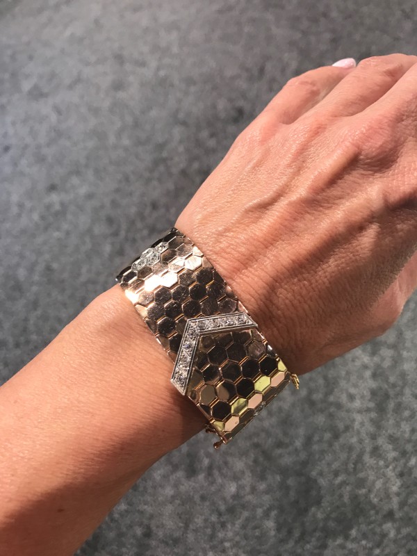 Tendances des bijoux rétro :adoptez l audace et le style vintage 