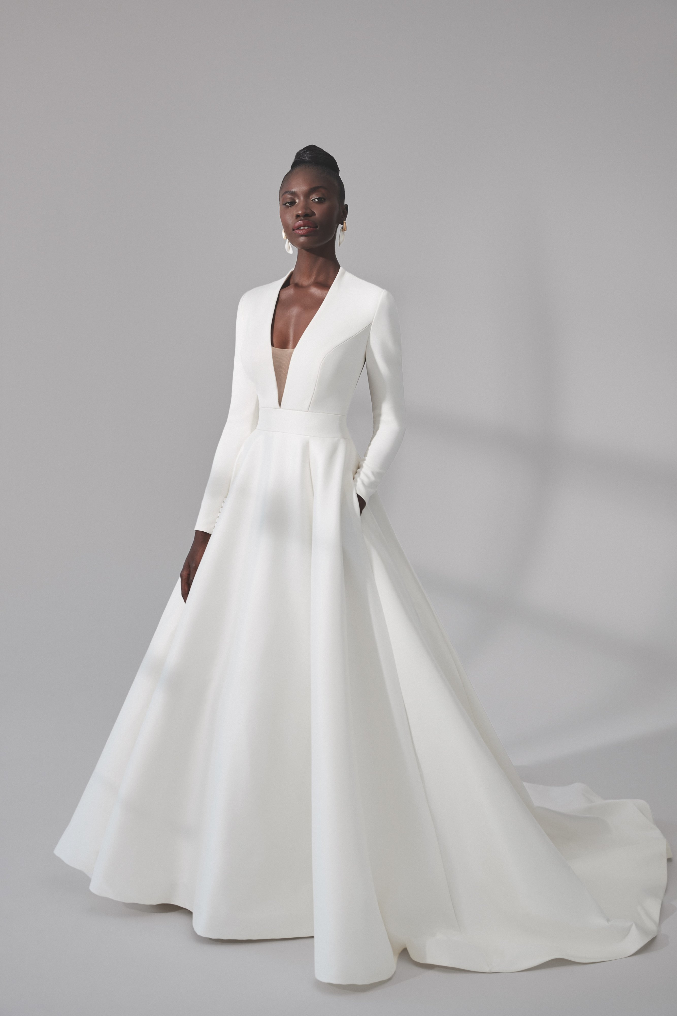 Semaine de la mode nuptiale automne 2021 :20 superbes robes de mariée