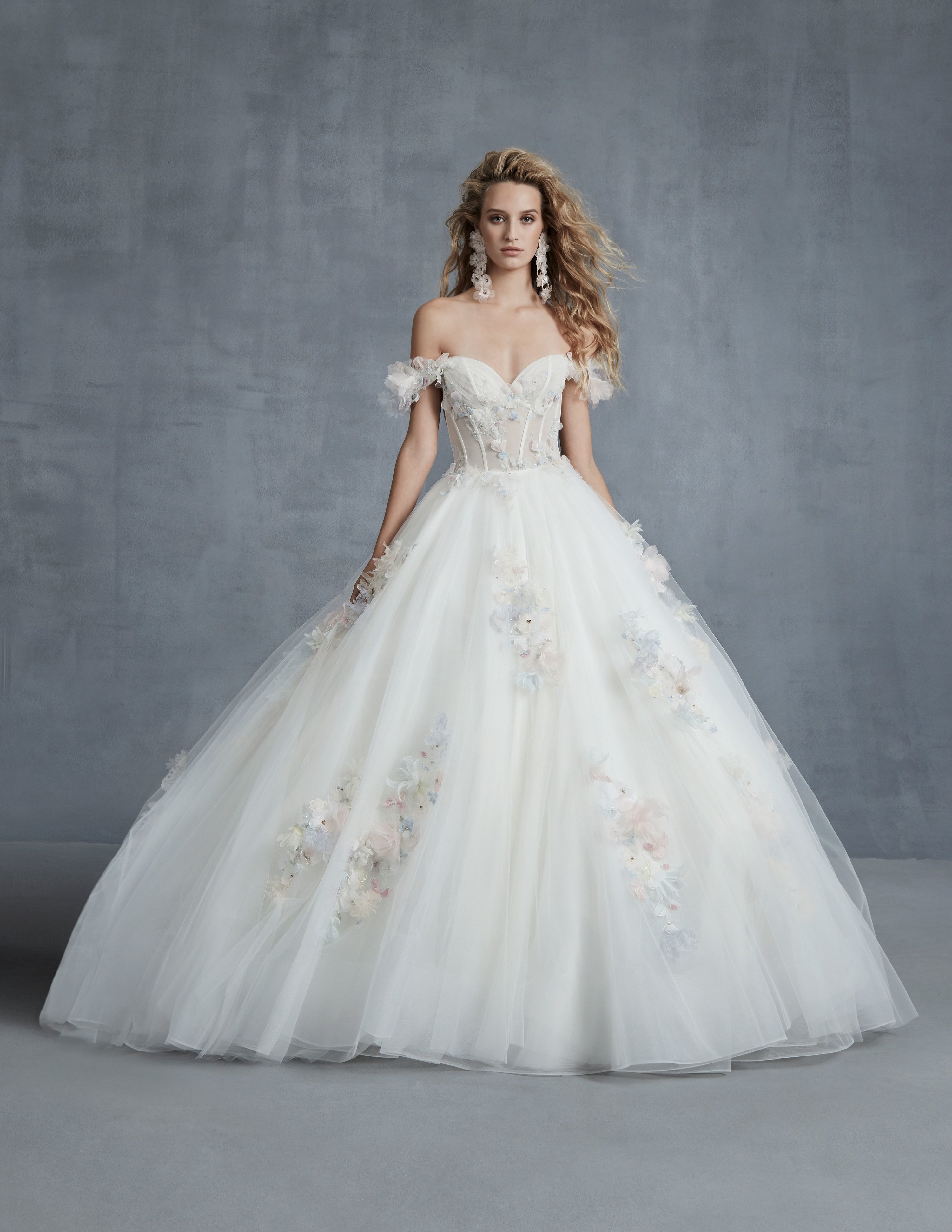 Semaine de la mode nuptiale automne 2021 :20 superbes robes de mariée