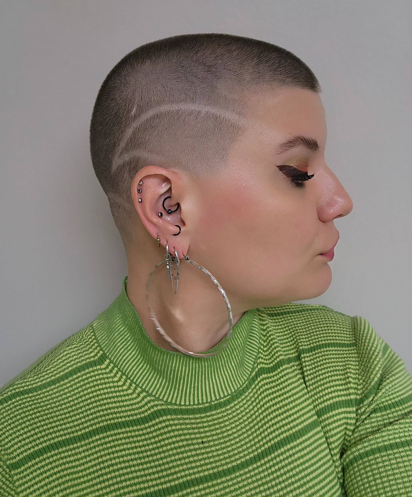 Meilleures coupes buzz pour femmes en 2026 :styles et astuces 