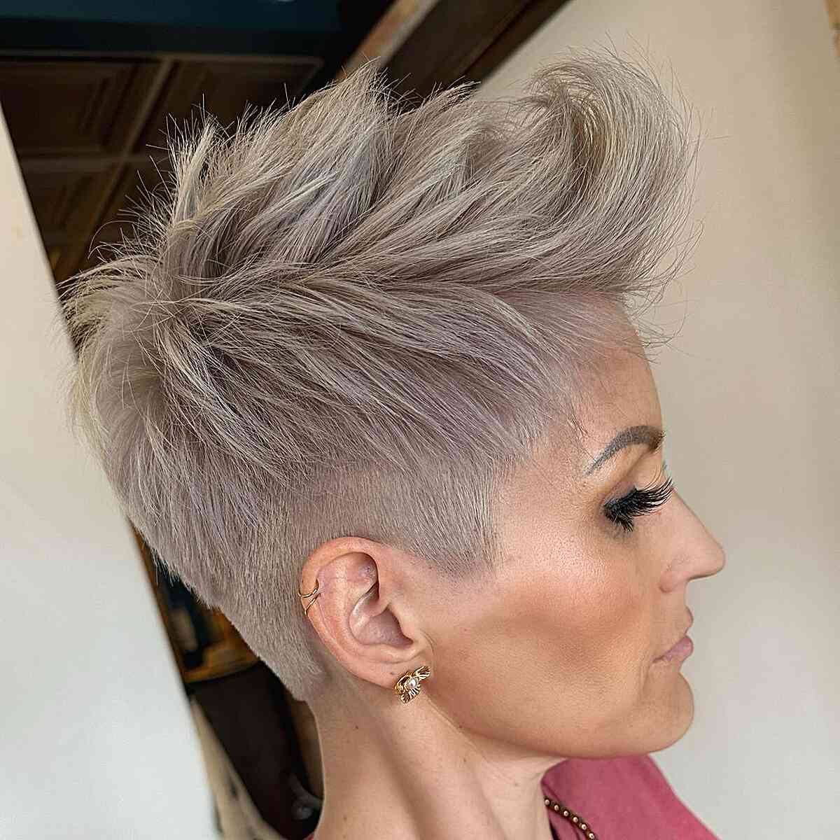 Cortes espetados de Pixie:penteados ousados ​​e fofos para todas as mulheres 