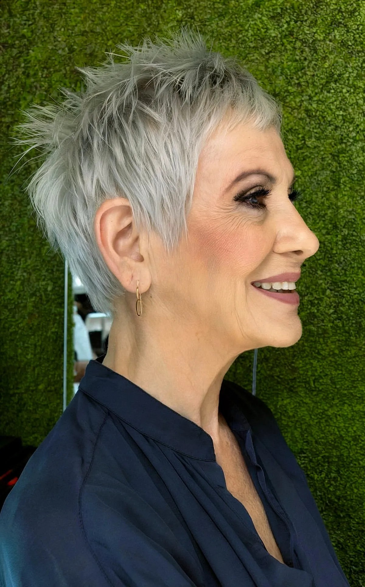 Meilleures coiffures Pixie Shag pour les femmes de plus de 70 :50 looks flatteurs