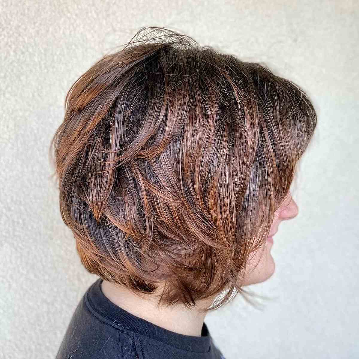 Cortes de pelo en capas hasta la barbilla:23 ideas elegantes para una apariencia moderna