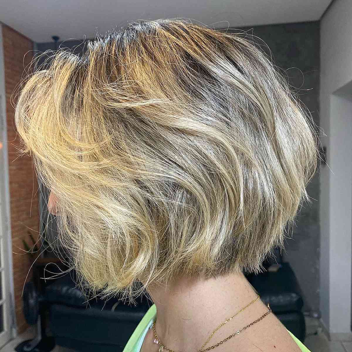 Cortes de pelo en capas hasta la barbilla:23 ideas elegantes para una apariencia moderna