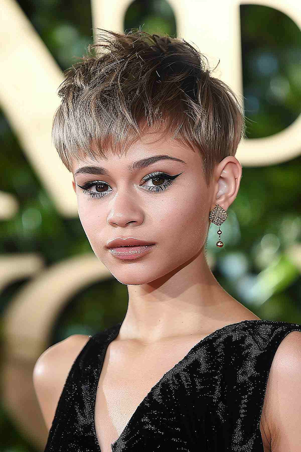 Corte de pelo Elf Crop 2026:25 ejemplos impresionantes y consejos de estilo 