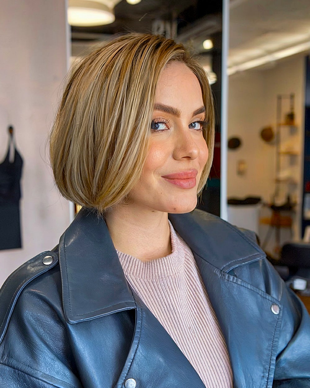Coupe de cheveux Bubble Bob :26 conseils de coiffure et guide d expert