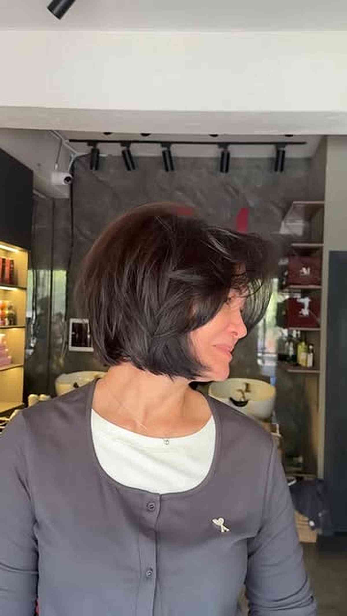 Coupes de cheveux courtes et élégantes pour les femmes de plus de 50 ans :tendances et conseils