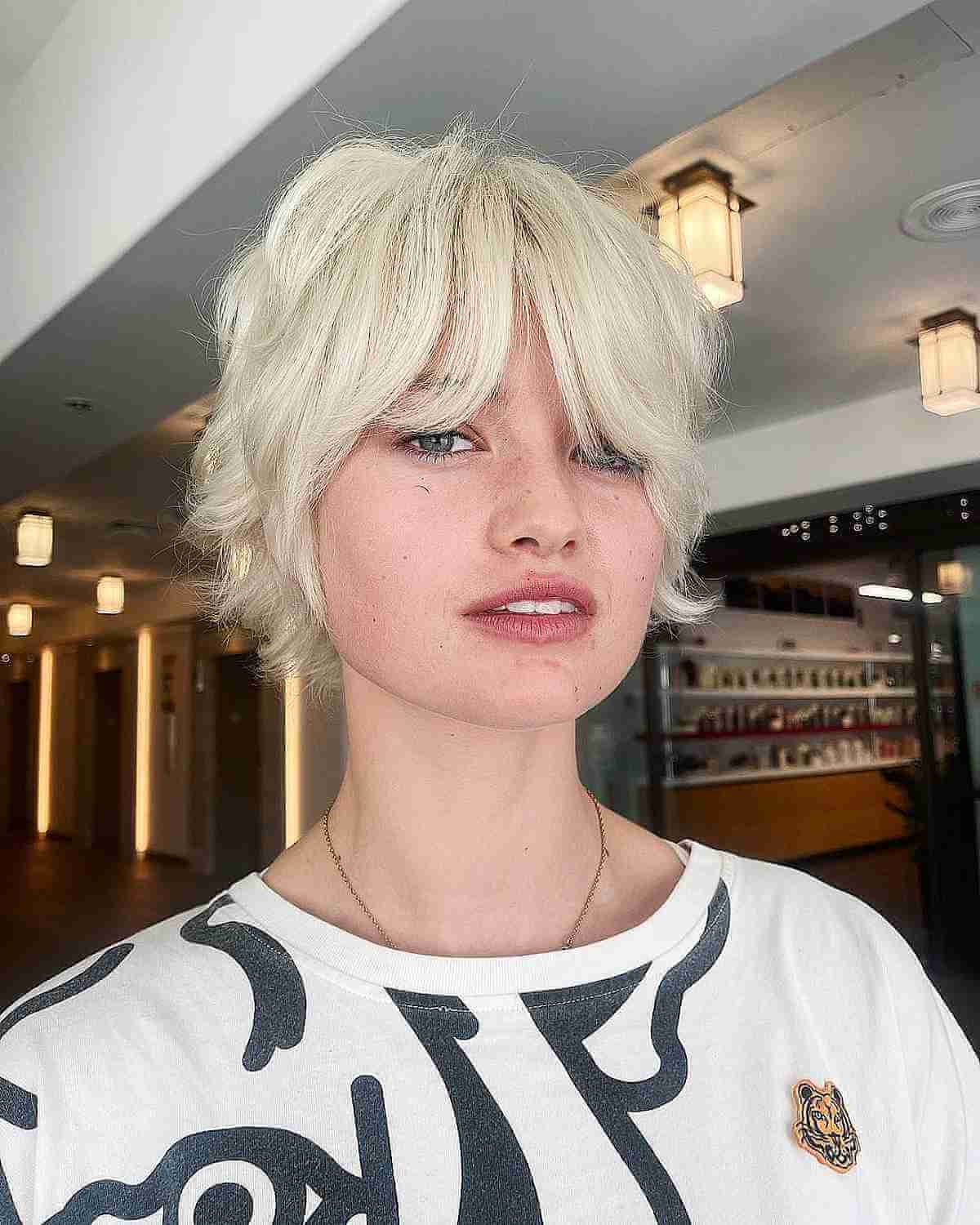 Coupe de cheveux Bixie :styles, conseils et tendances pour 2024