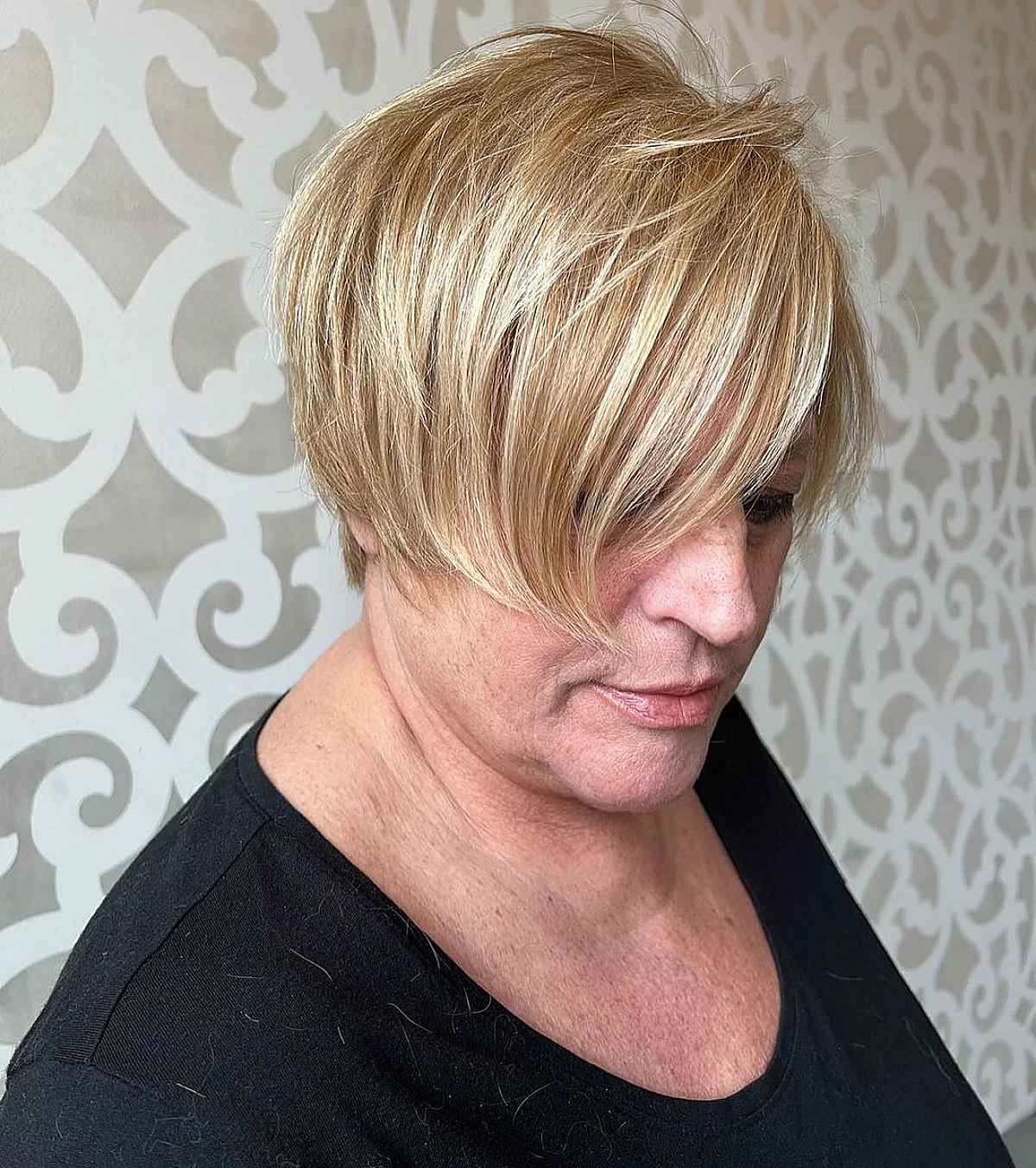 Coupe de cheveux Bixie :styles, conseils et tendances pour 2024