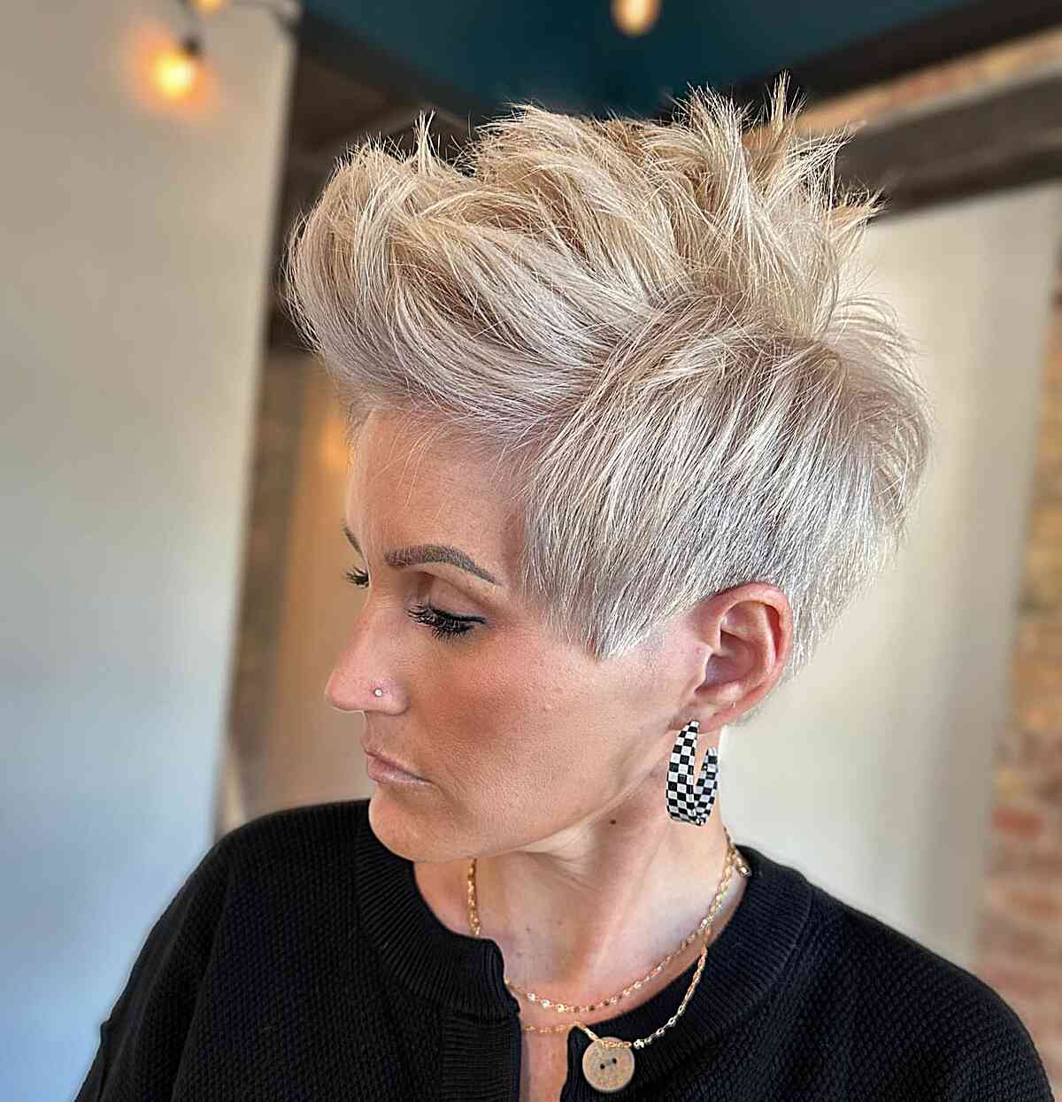 Coupes Platinum Pixie :25 styles époustouflants et comment choisir 