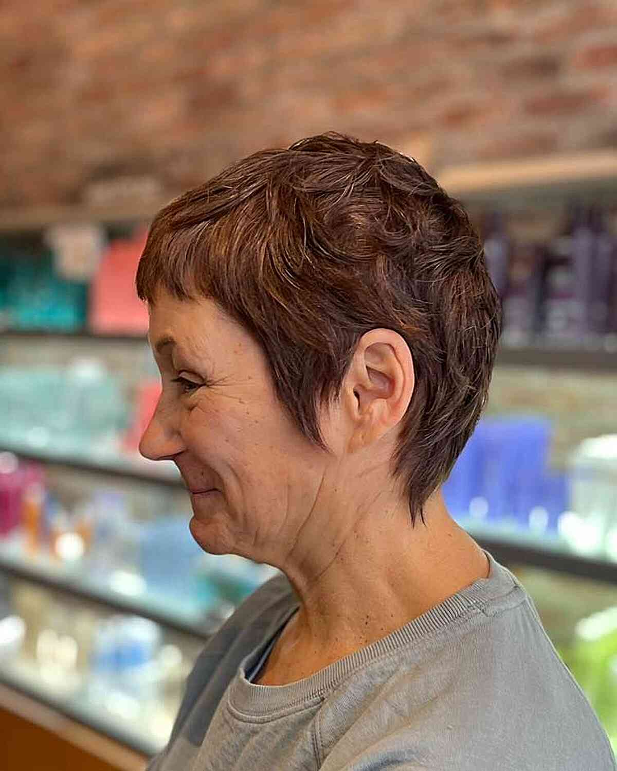 Top 50 des coupes Pixie agitées pour les femmes de 60 ans et plus – Coiffures élégantes et nécessitant peu d’entretien 