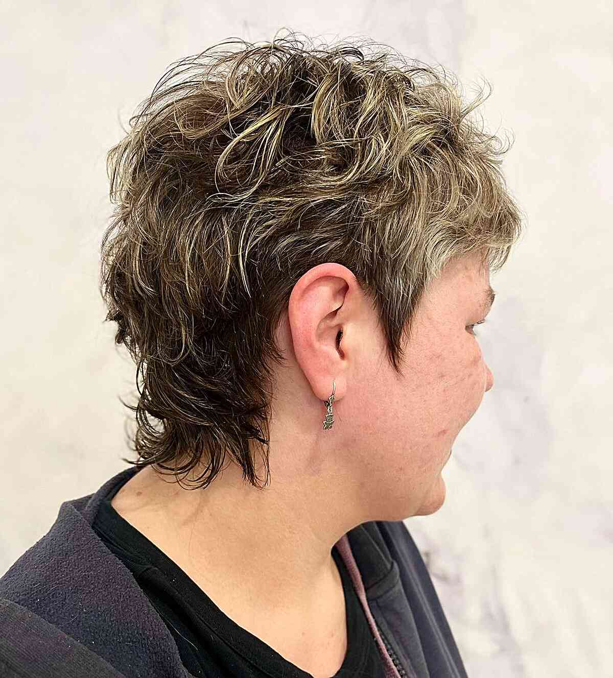 Meilleures coupes de cheveux courtes Shag pour les femmes de plus de 50 ans | Modèles 2024