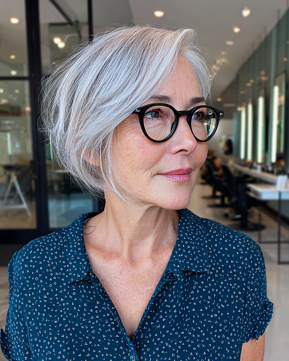 Cortes de cabelo Pixie Bob para mulheres com mais de 60 anos:elegantes e de baixa manutenção 