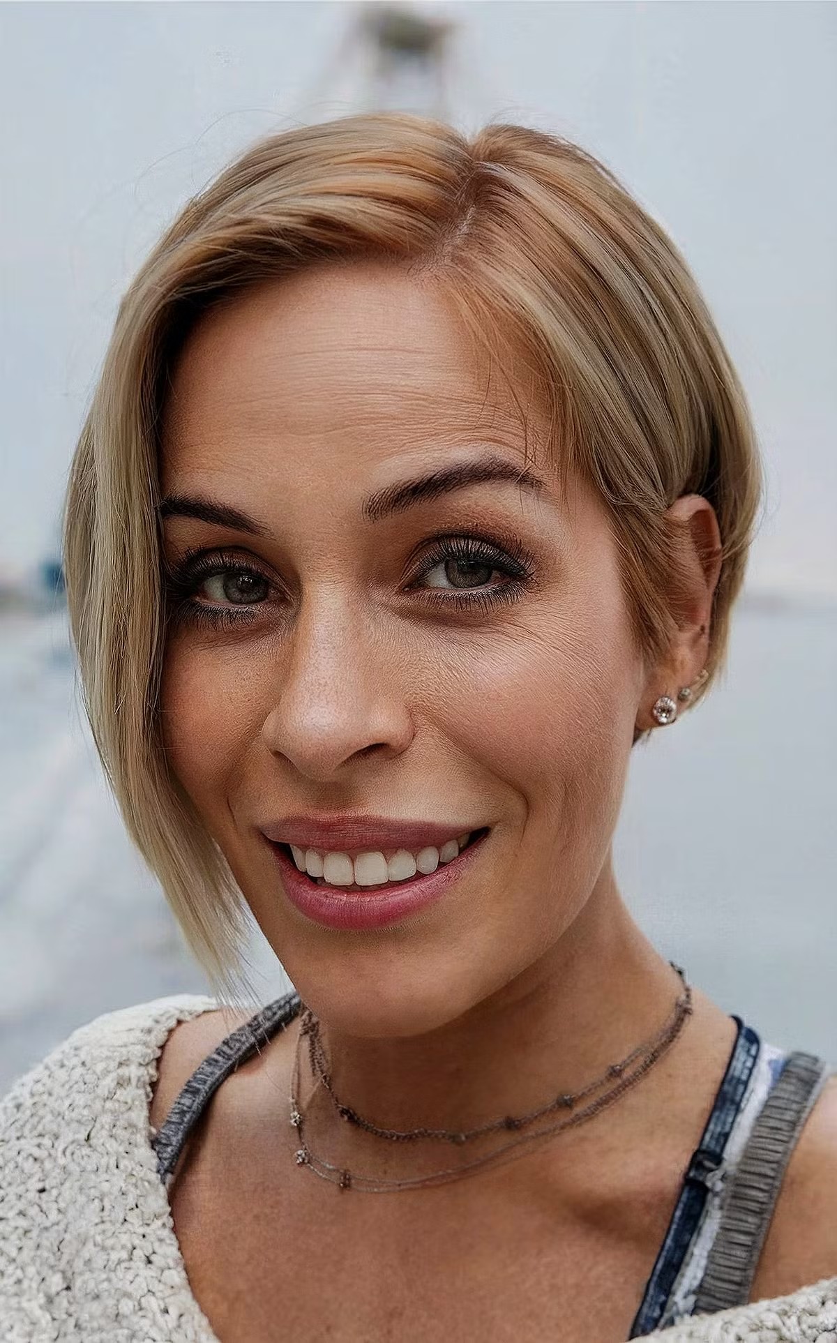 Os melhores cortes de cabelo Pixie Bob para cabelos finos:volume e estilo | [Ano] 